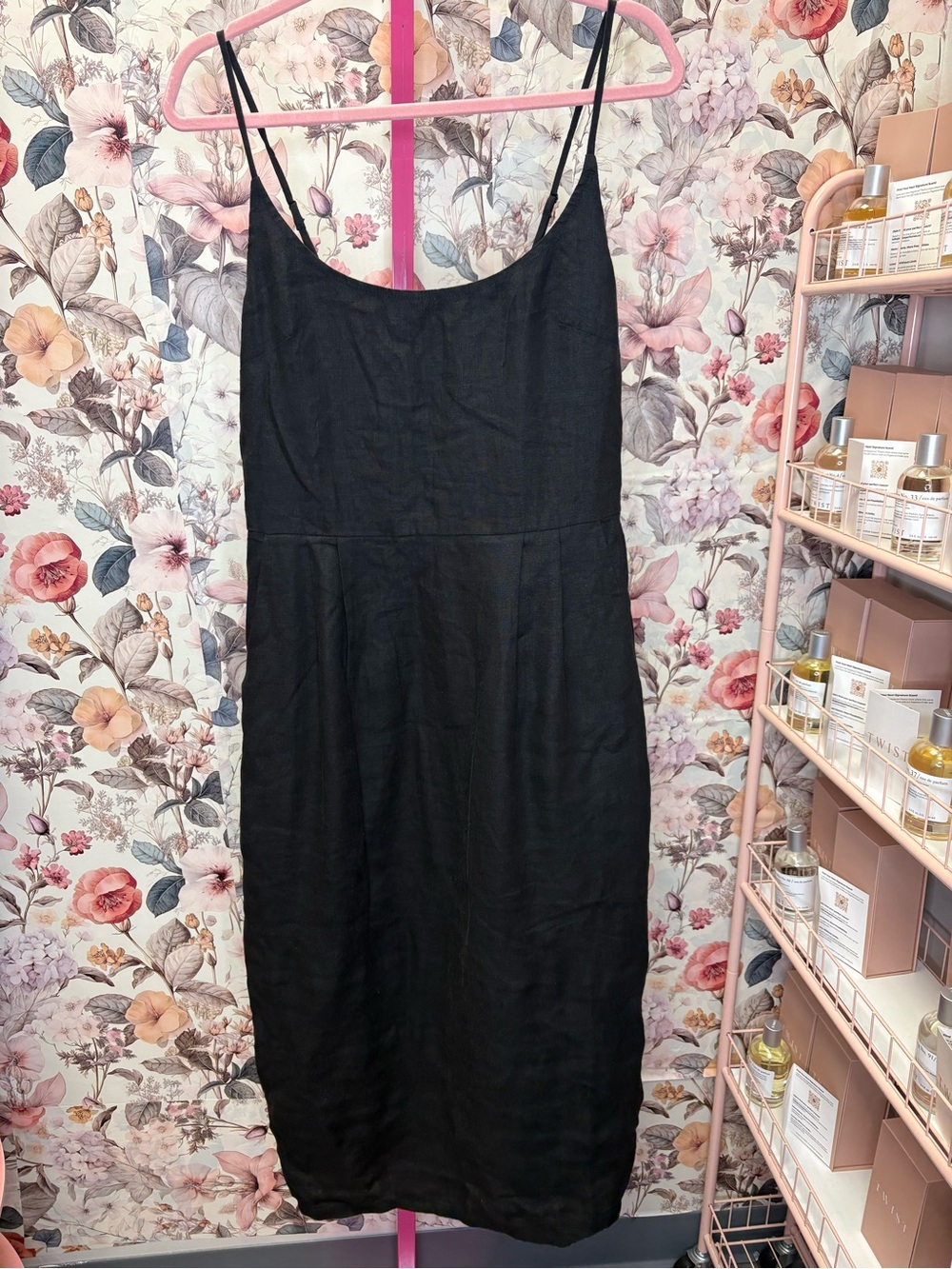 Quince 100% European Linen Scoop Neck Midi Dress - Picture 4 of 5